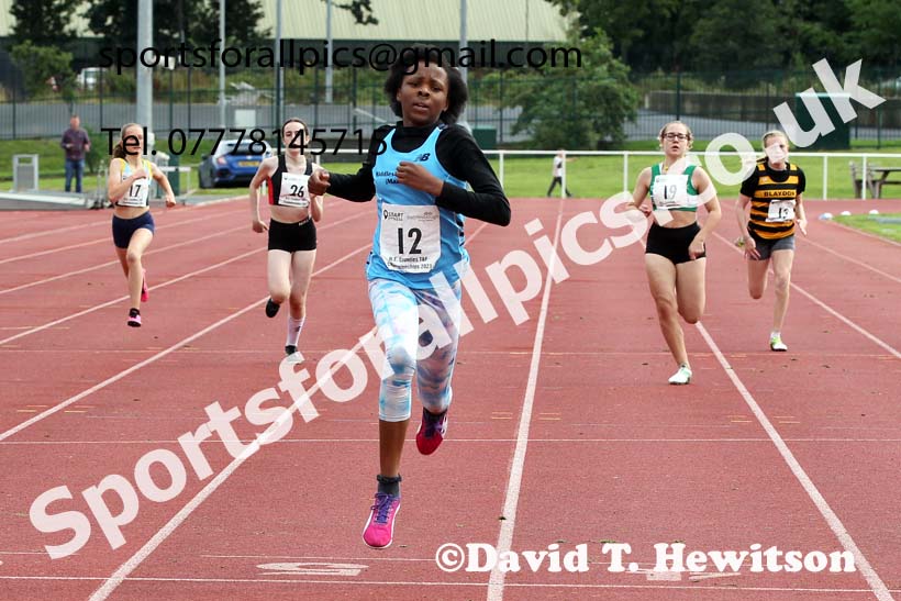 Women and Girls 200 metres, 2021 North Eastern Track and Field Champs., Middesbrough. Photo: David T. Hewitson/Sports for All Pics
